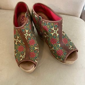 80%20 wedges size 6-6.5